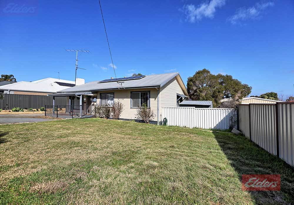42 Grant St, Narrogin, WA 6312