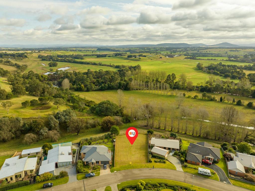 41 Harnham Dr, Bairnsdale, VIC 3875