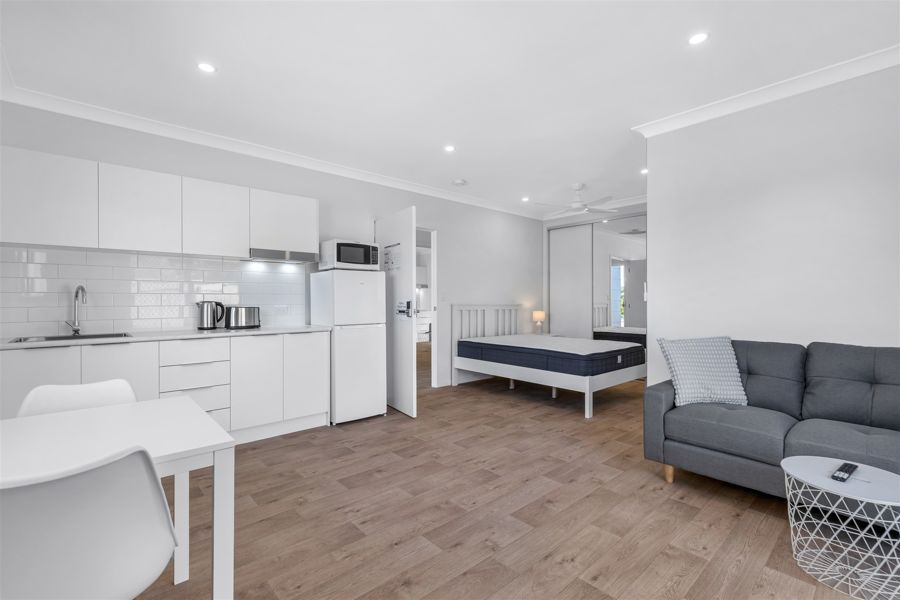 1/85A ROWE TCE, DARRA, QLD 4076