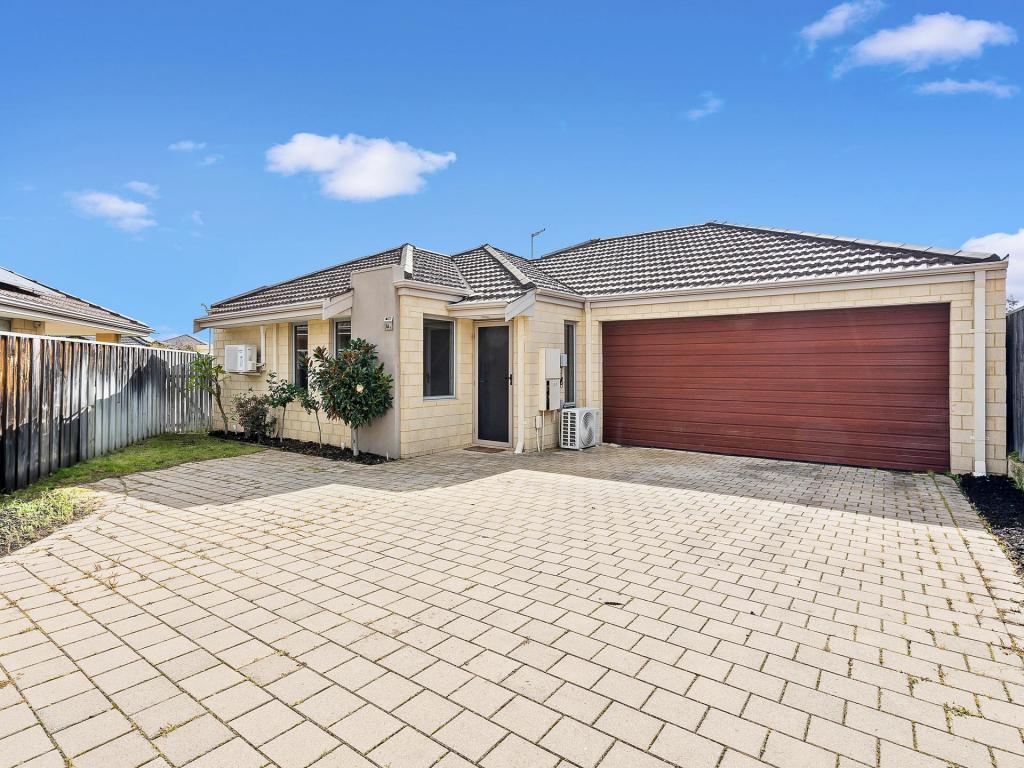 64a Addingham Dr, Ellenbrook, WA 6069