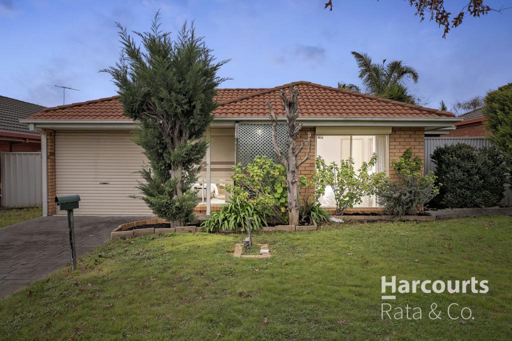 17 WOODLEA CRES, CRAIGIEBURN, VIC 3064