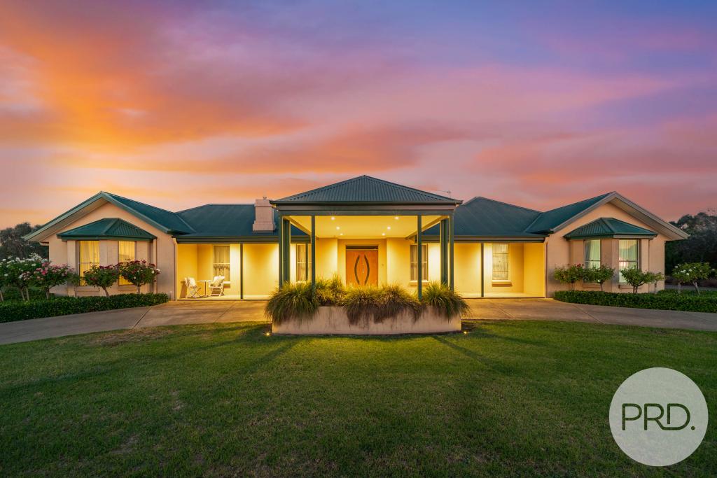 8 Bell Gum Pl, Lake Albert, NSW 2650