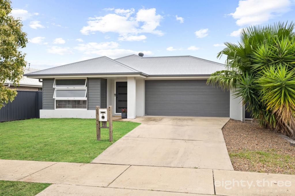 21 Richmond Tce, Plainland, QLD 4341