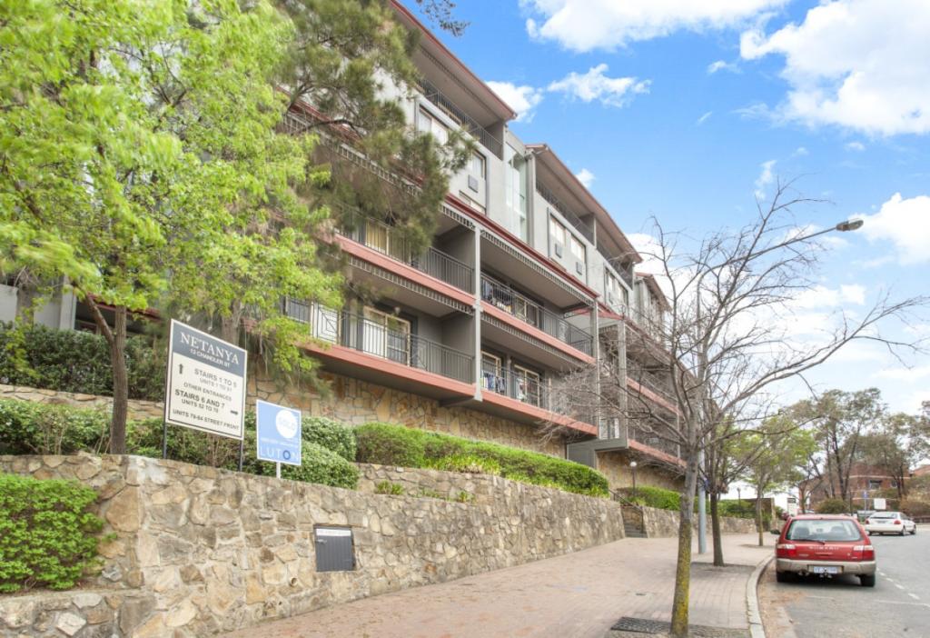 33/13 Chandler St, Belconnen, ACT 2617