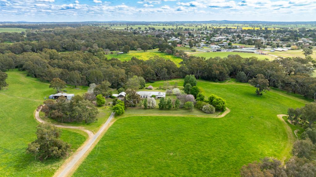 'NILLIMBEK'/165 TAYLORS RD, CULCAIRN, NSW 2660
