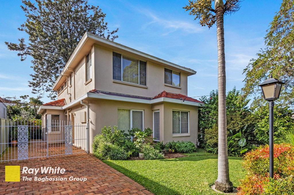 70 Rosebank Ave, Kingsgrove, NSW 2208