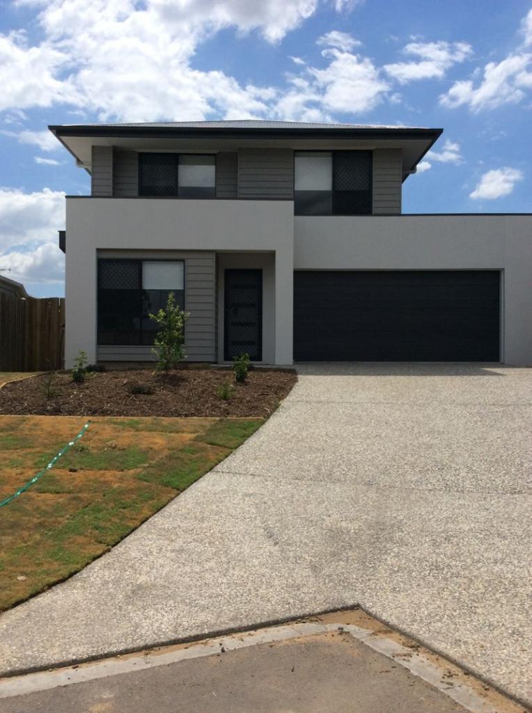 44 Ignatius St, Augustine Heights, QLD 4300