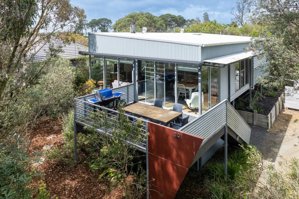 20 Crichton Cres, Venus Bay, VIC 3956