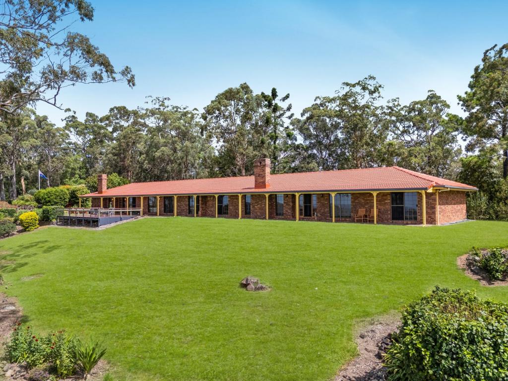 1265 Mt Nebo Rd, Camp Mountain, QLD 4520