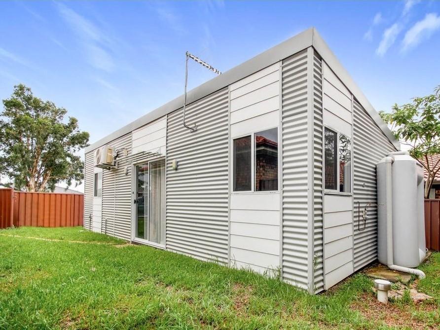 1A MAWSON CT, WERRINGTON COUNTY, NSW 2747