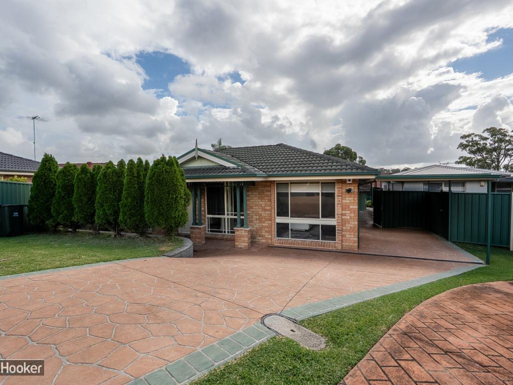 11 Theseus Cct, Rosemeadow, NSW 2560