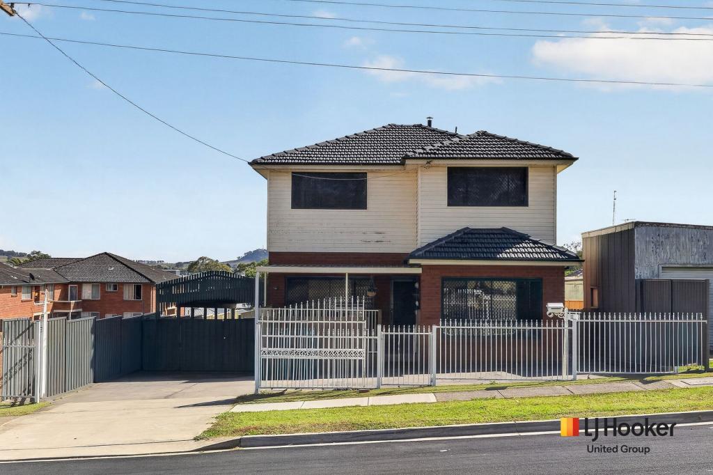 1 Stewart St, Campbelltown, NSW 2560