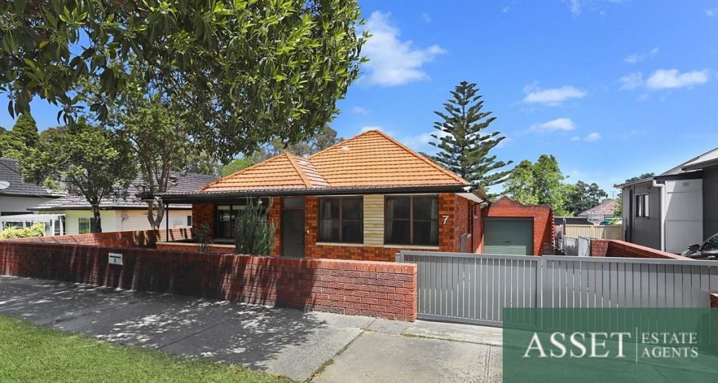 7 LLOYD ST, BEXLEY, NSW 2207