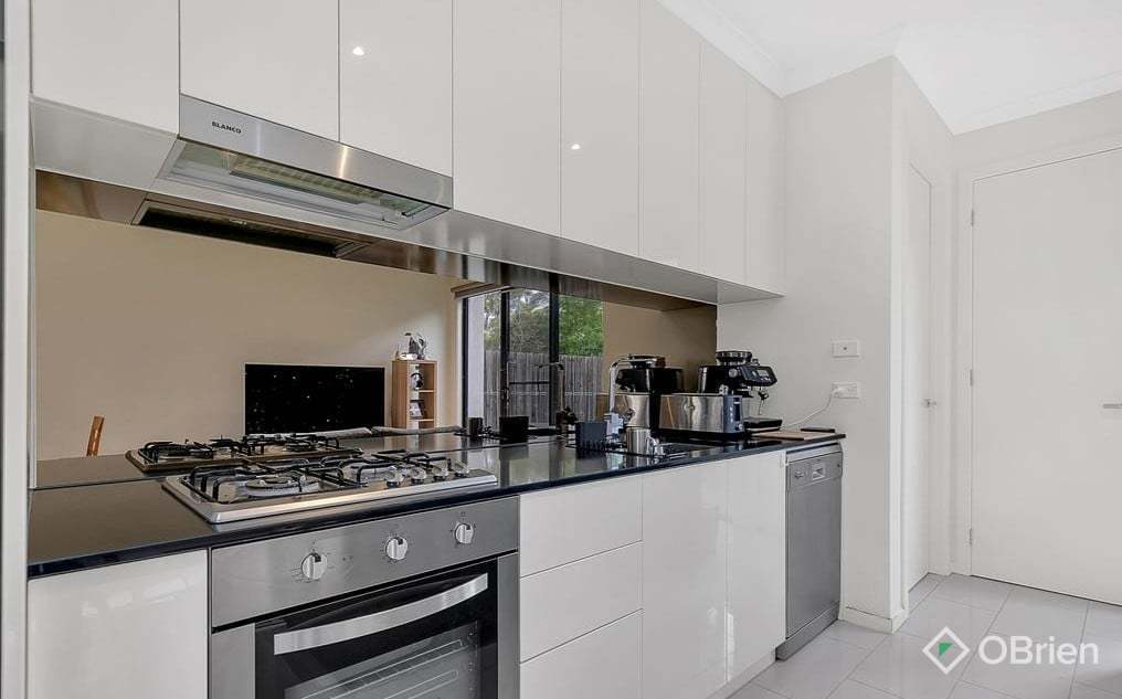 18/100 Enterprise Dr, Bundoora, VIC 3083