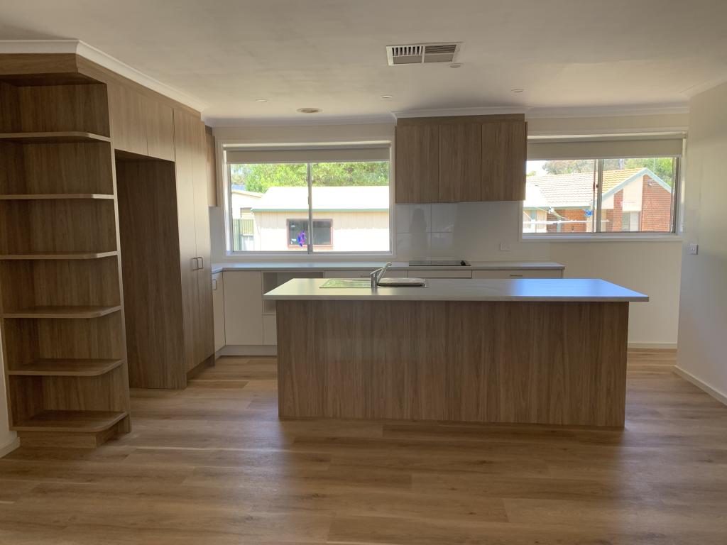 32 Mckenzie St, Kambah, ACT 2902