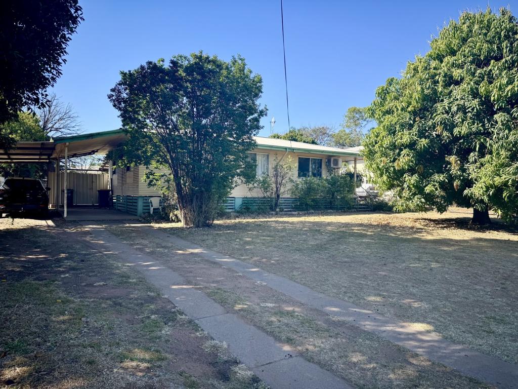 9 Gilbert Ct, Moranbah, QLD 4744