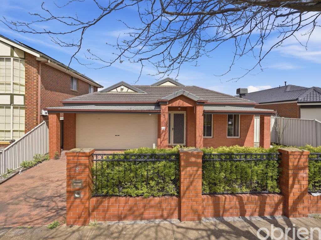 3 Bendigo Cct, Caroline Springs, VIC 3023