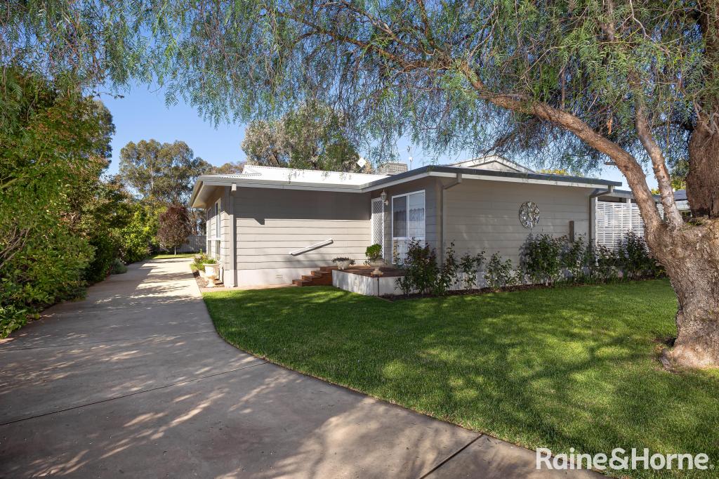 31 Bristol St, Collingullie, NSW 2650