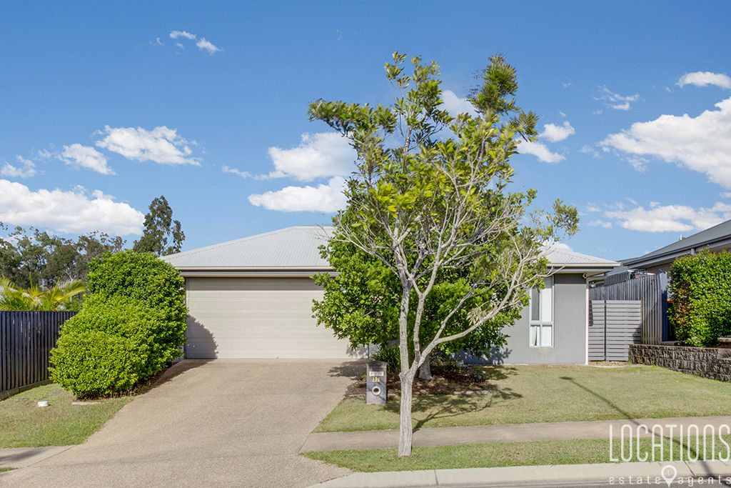 37 Clover Cres, Boyne Island, QLD 4680