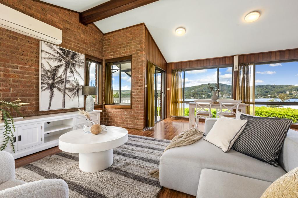 77 Caroline St, East Gosford, NSW 2250