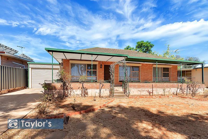 12 Oswald Cres, Para Hills, SA 5096