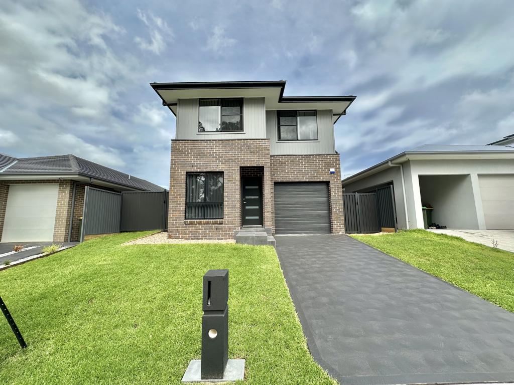 162 Copperfield Dr, Rosemeadow, NSW 2560