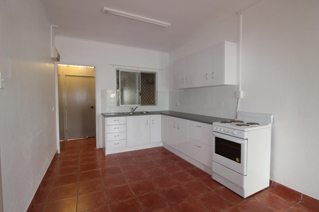 Unit 1/4 Thirteenth Ave, Mount Isa, QLD 4825