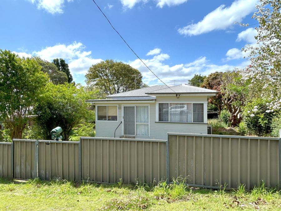 55 Mabel St, Harlaxton, QLD 4350