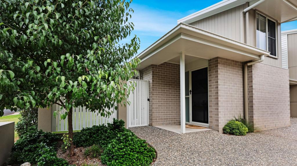 1/30 Swallow Ct, Newtown, QLD 4350