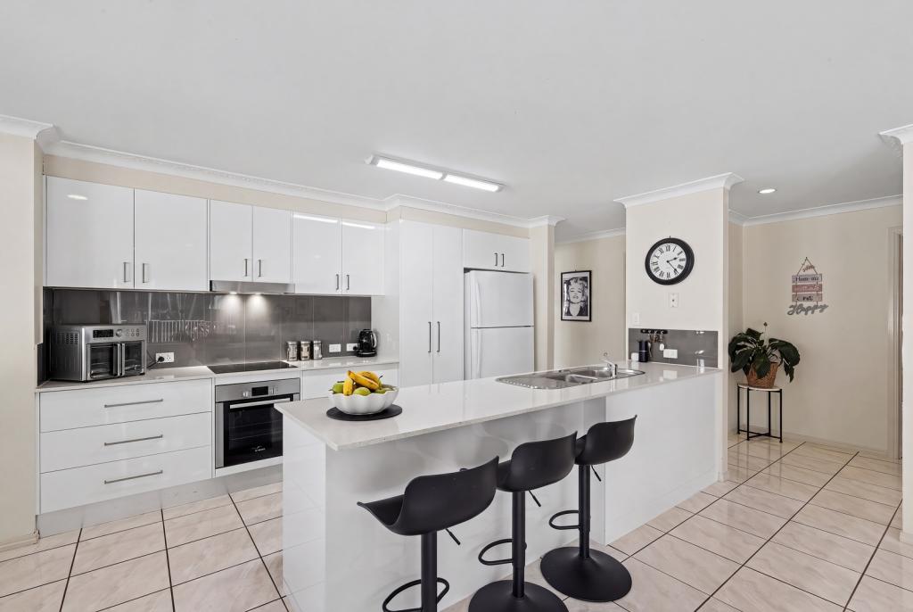 27 Jack Nicklaus Way, Parkwood, QLD 4214