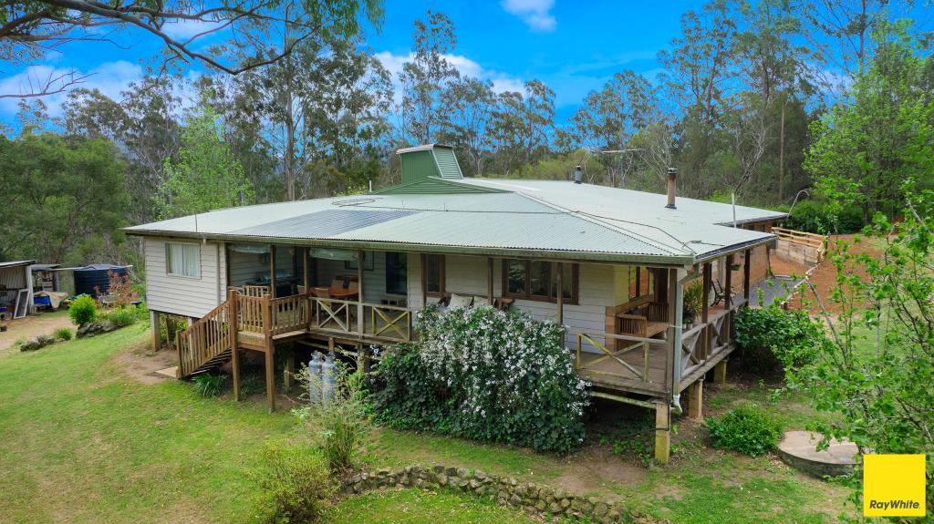 8284 ARMIDALE RD, HERNANI, NSW 2453