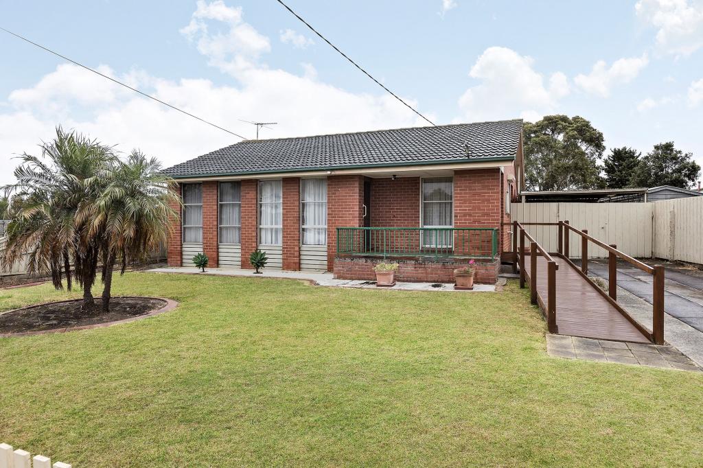 18 Bundy Ct, Frankston North, VIC 3200