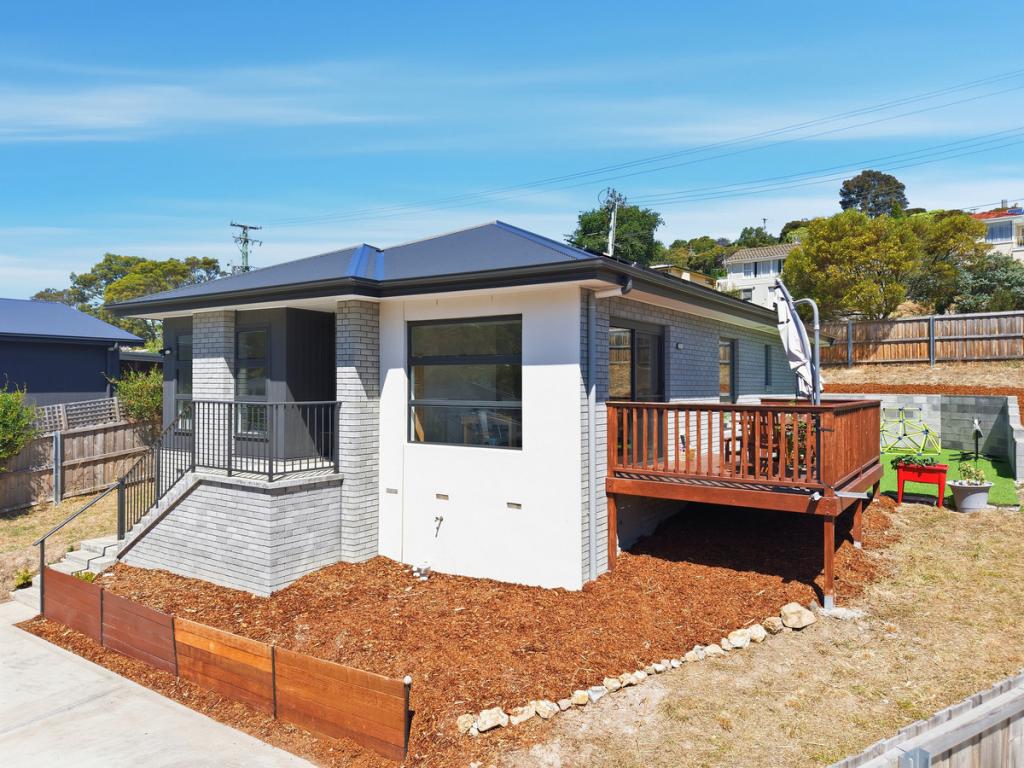 6 Albatross Ct, Mornington, TAS 7018