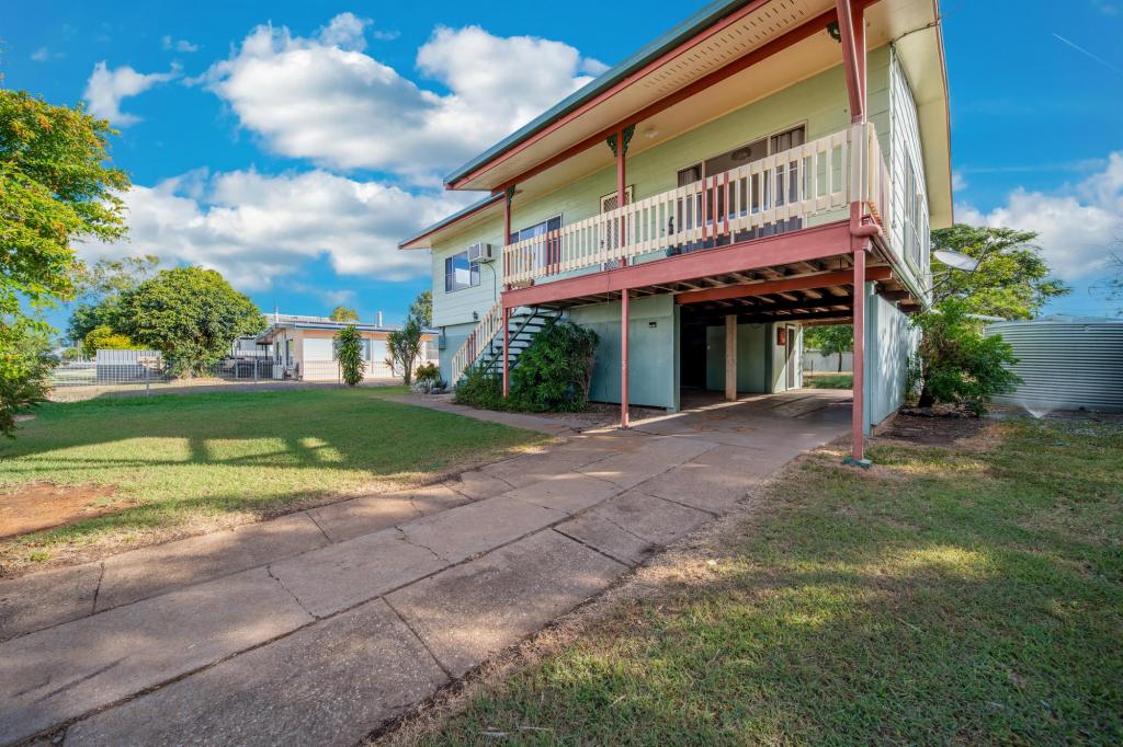 10 Mclean St, Capella, QLD 4723