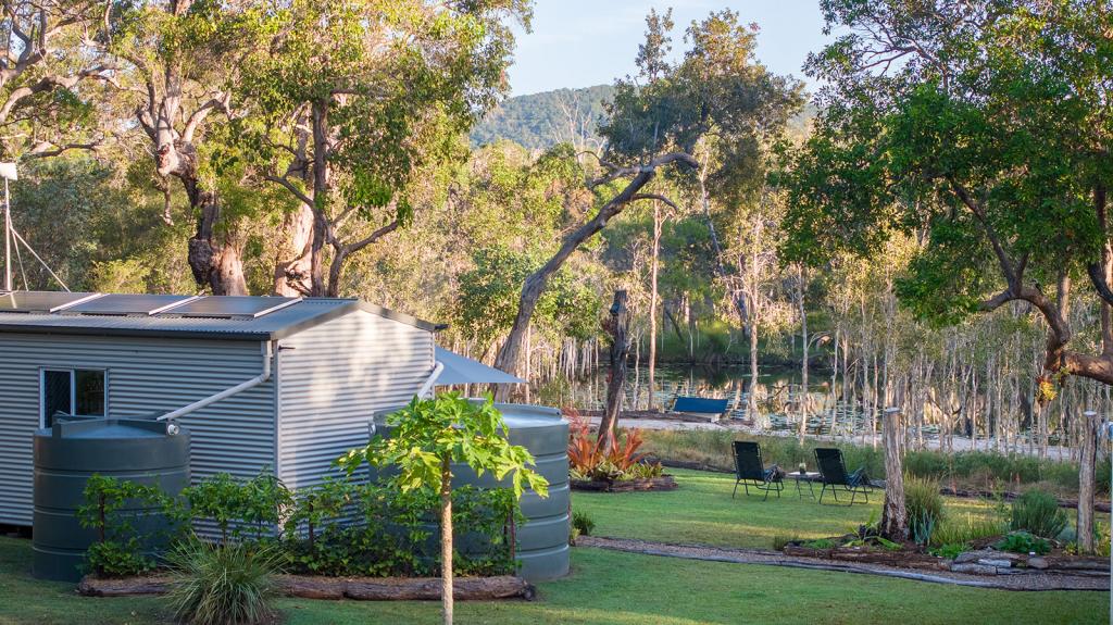 2432 Round Hill Rd, Round Hill, QLD 4677