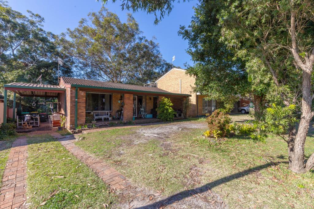 32 Ibis Ave, Hawks Nest, NSW 2324