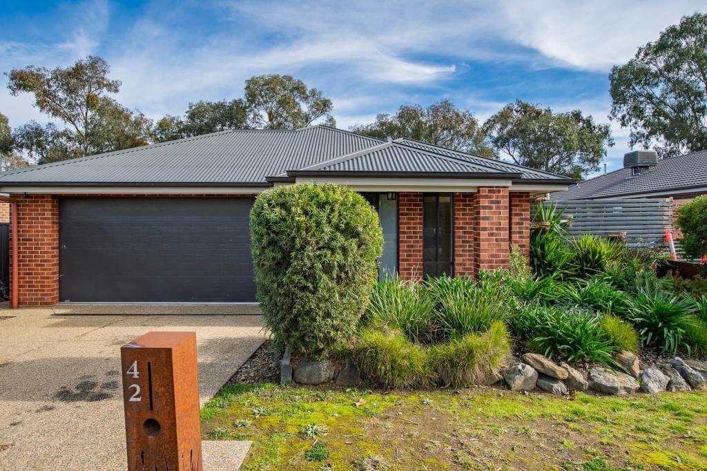 42 Riverboat Dr, Thurgoona, NSW 2640