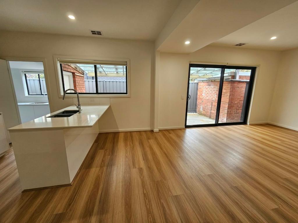 1/13 Dover St, Oakleigh East, VIC 3166