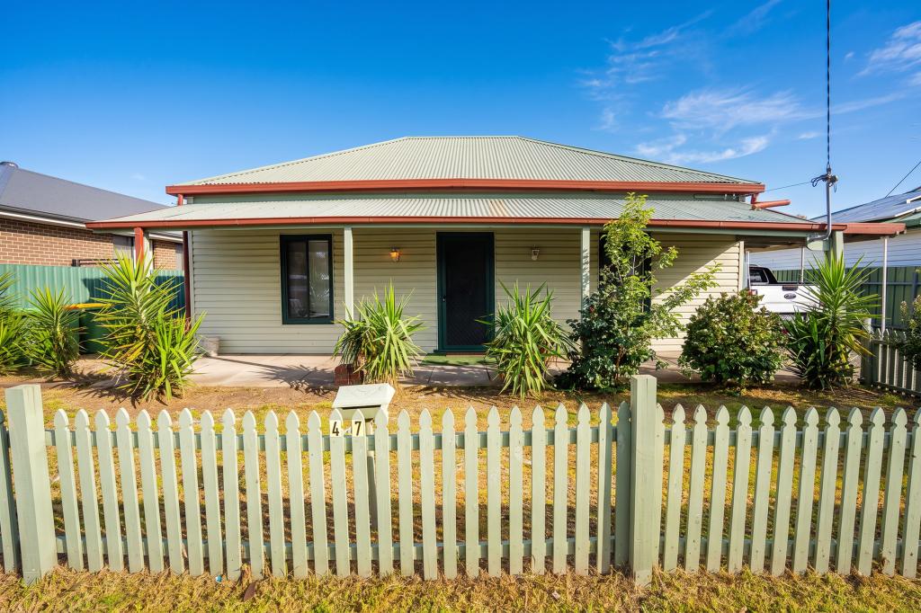47 Young St, Holbrook, NSW 2644