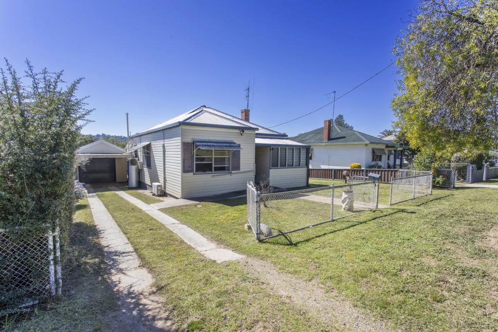 4 Whitby St, Cowra, NSW 2794