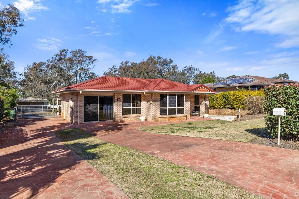 17 Highland Park Rd, Meringandan West, QLD 4352