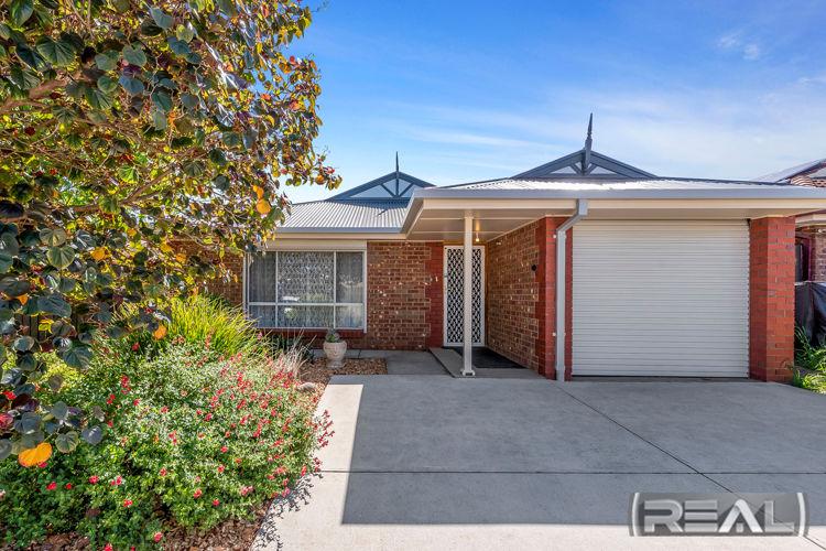 4 Sunshine Pl, Blakeview, SA 5114