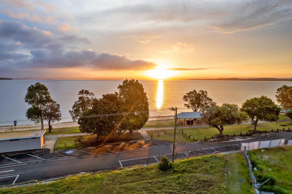 12 BEACH PDE, CANTON BEACH, NSW 2263