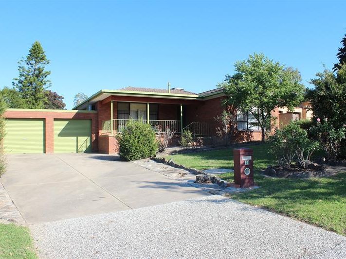 11 Rosedale Dr, West Albury, NSW 2640