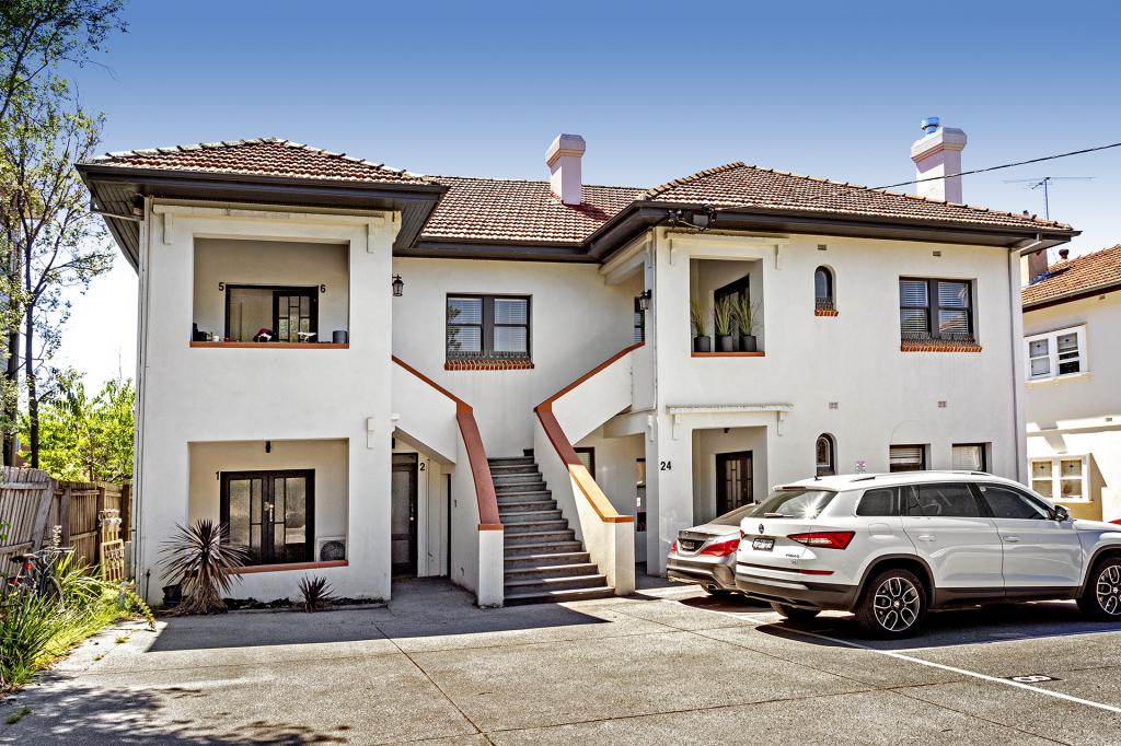 13/24 TENNYSON ST, ELWOOD, VIC 3184