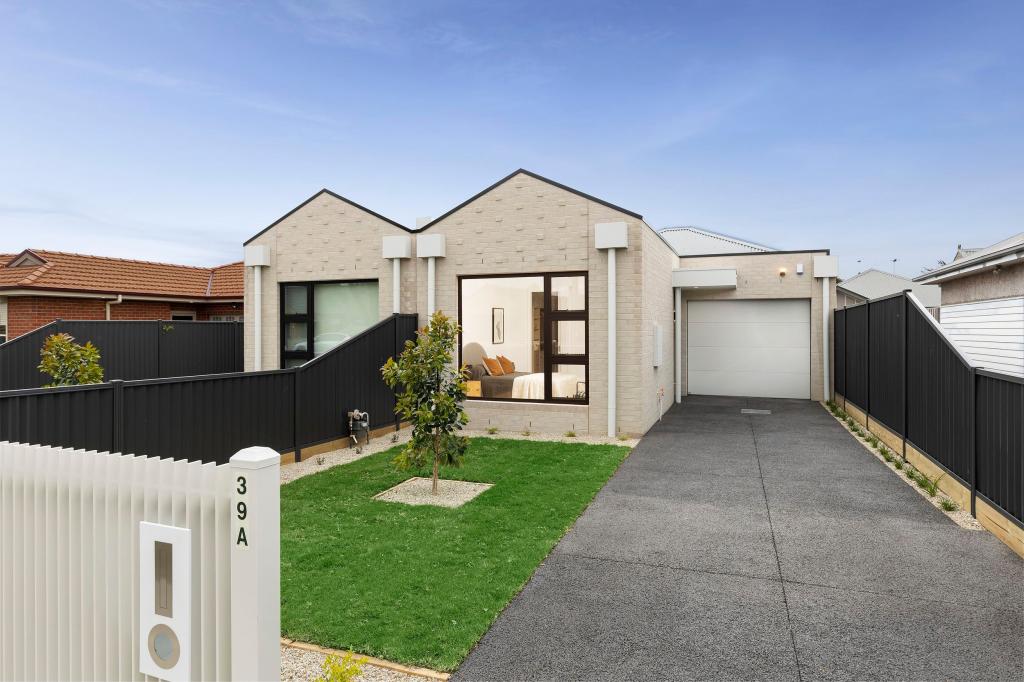 39a Elstone Ave, Airport West, VIC 3042