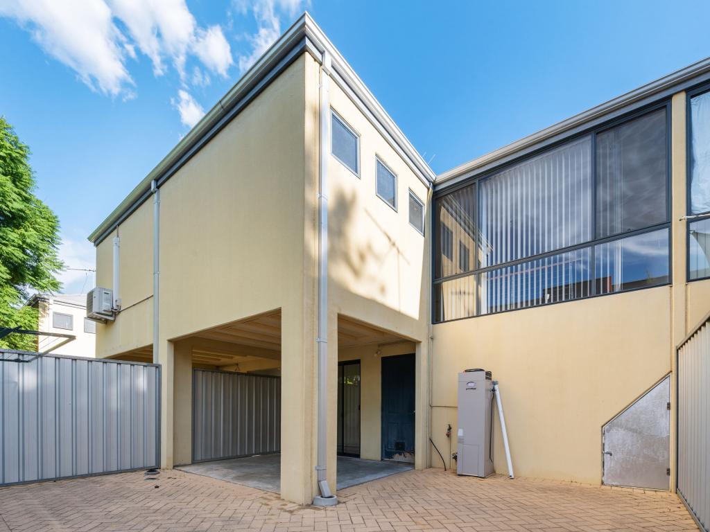 6/10 Fletcher St, Cannington, WA 6107
