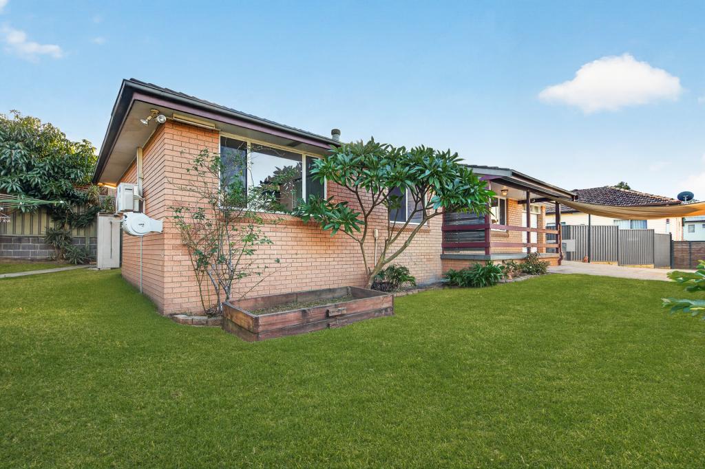 52a Frederick St, Pendle Hill, NSW 2145