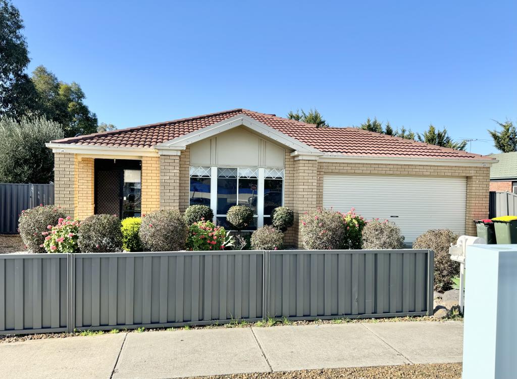 808 Armstrong Rd, Manor Lakes, VIC 3024