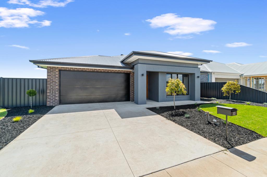 33 Dyer Ave, Sale, VIC 3850